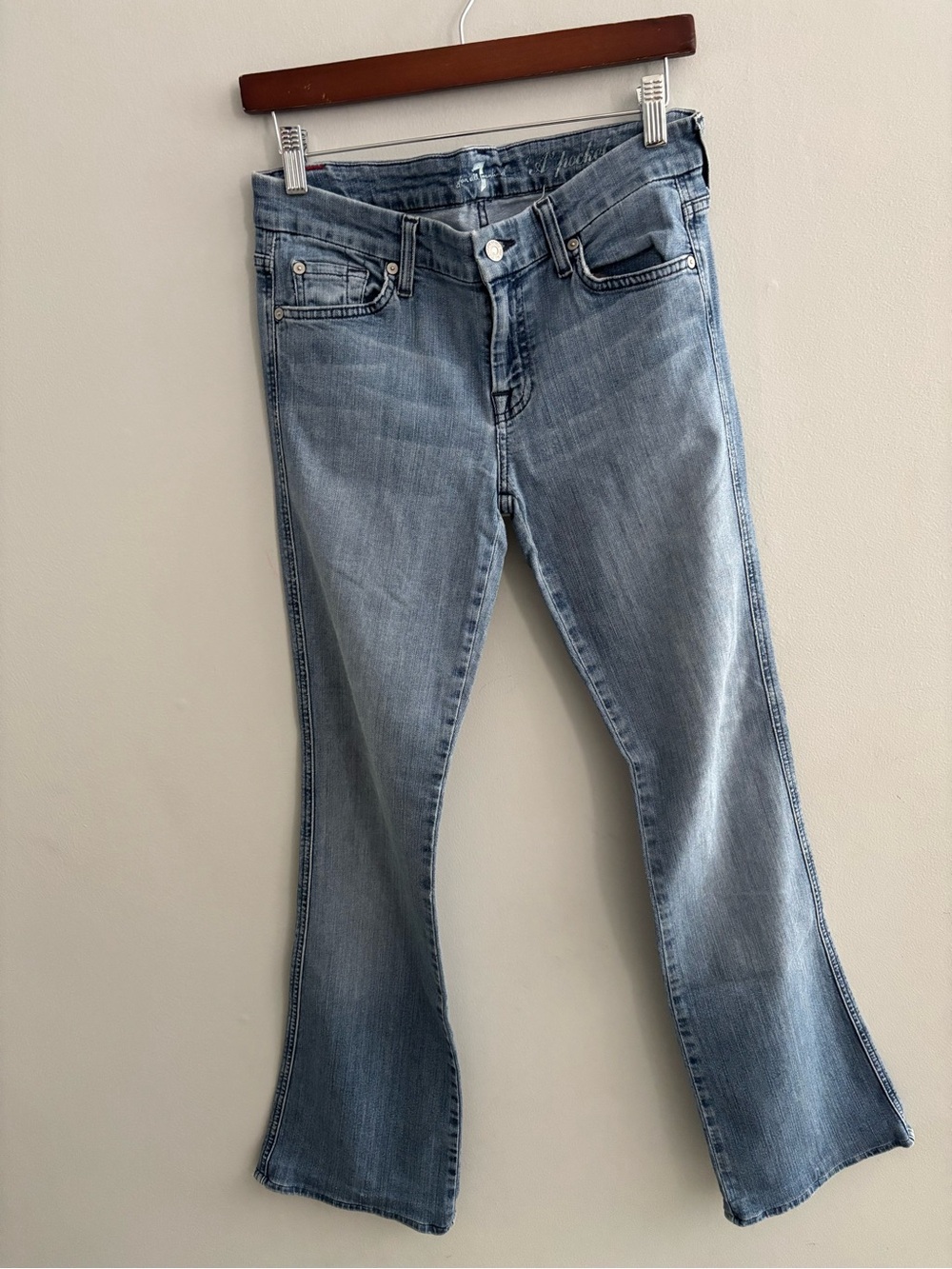 7 For All Mankind A Pocket Jeans Denim Medium Wash Flare Bootcut Size 28 Luxe